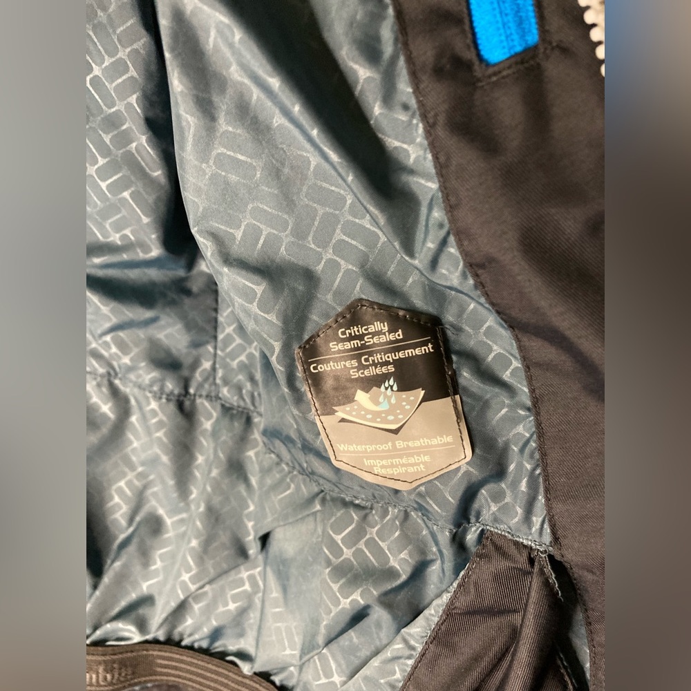 Columbia Jacket - Picture 7 of 7